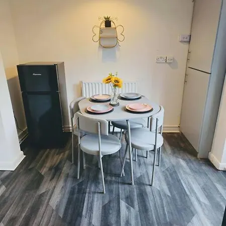 Vakantiehuis Swankyhome4groups/contractors/m6 *